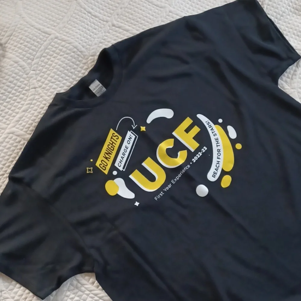UCF Tee-Shirt by Gildan - NWOT - Picture 2 of 7
